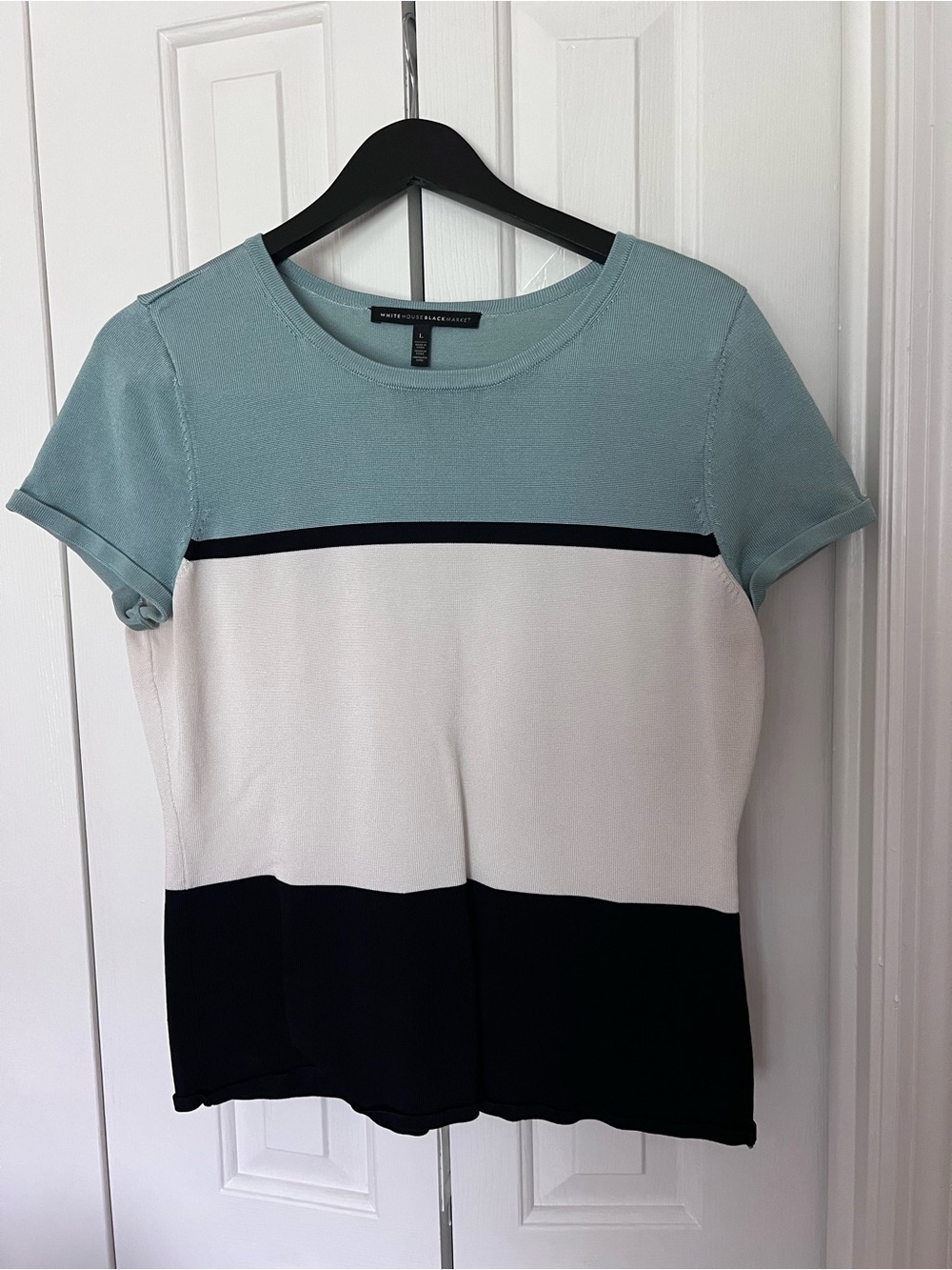 White House Black Market Mint, White & Black Short Sleeve Colorblock Top